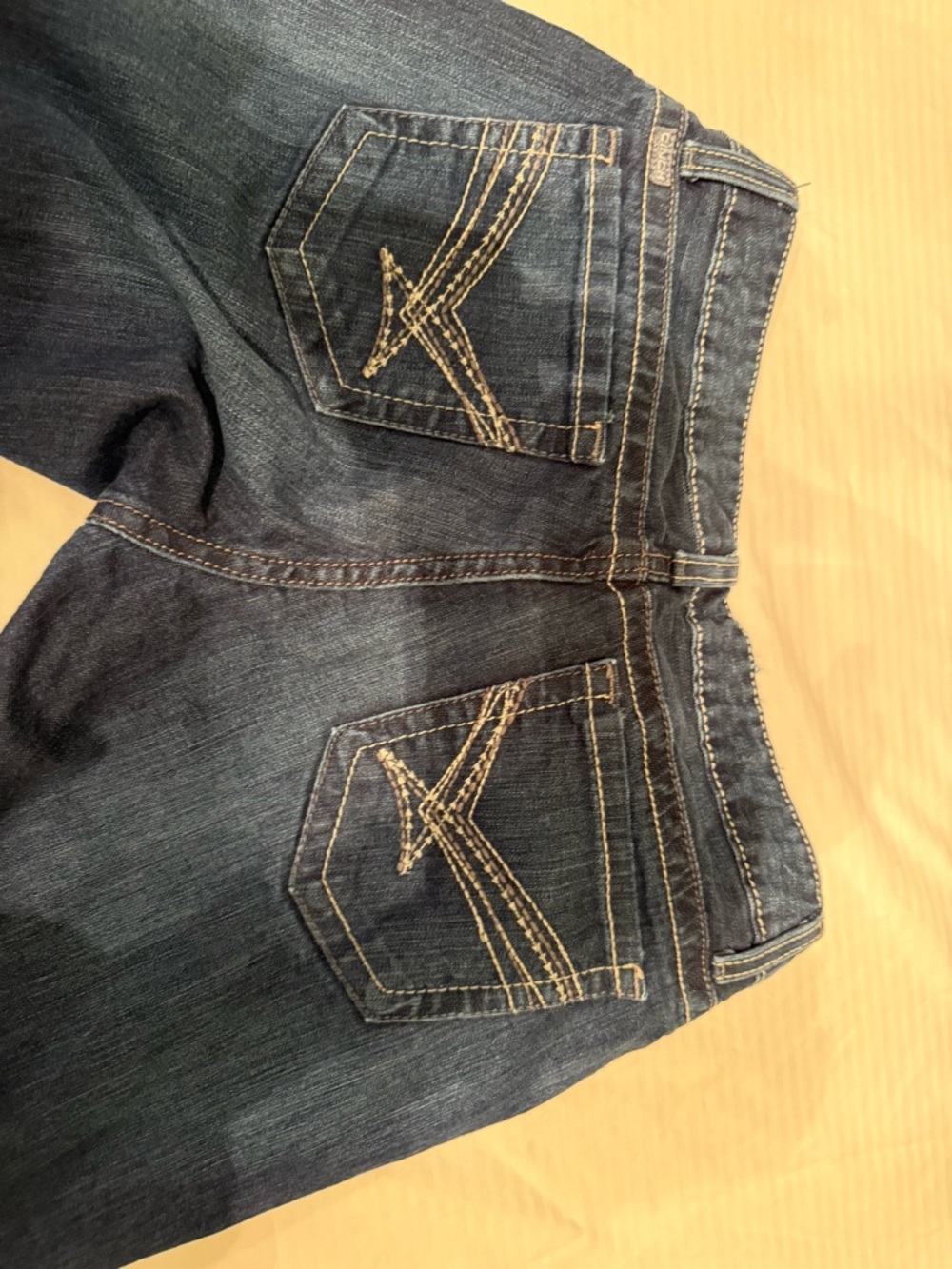 Cinch Women’s ADA Jeans; only worn twice; 32” inseam; size 30/9L - Picture 3 of 5